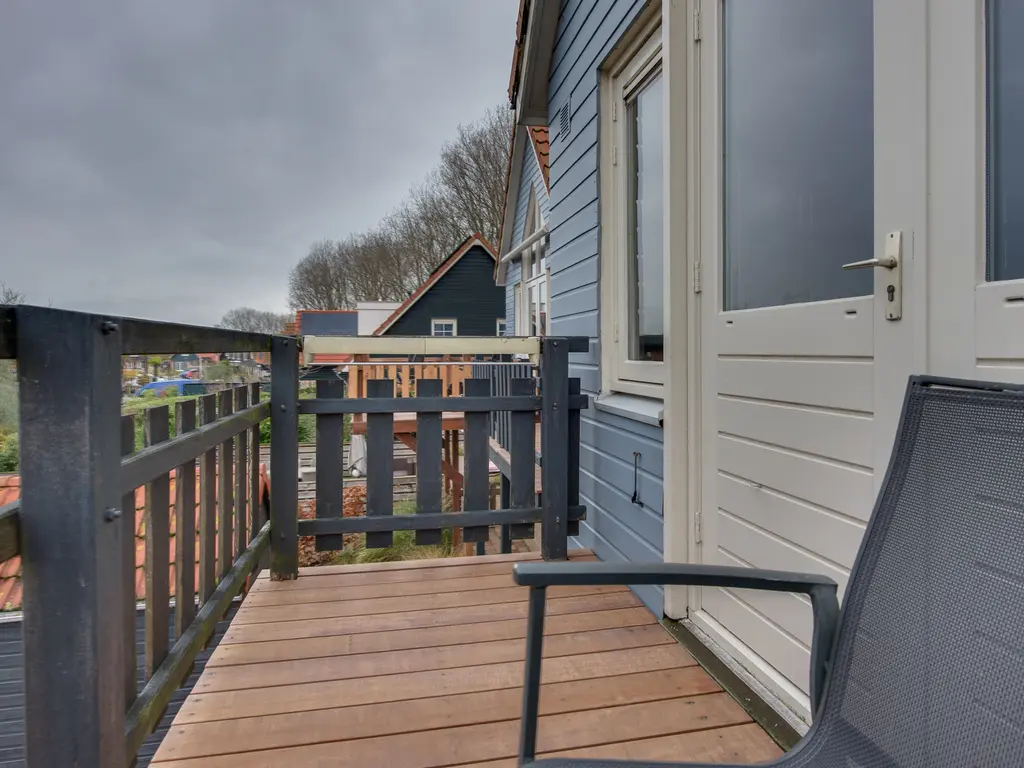 Sluuslaan 3, MIDDELHARNIS