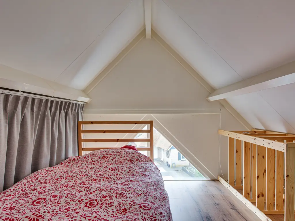 Sluuslaan 3, MIDDELHARNIS