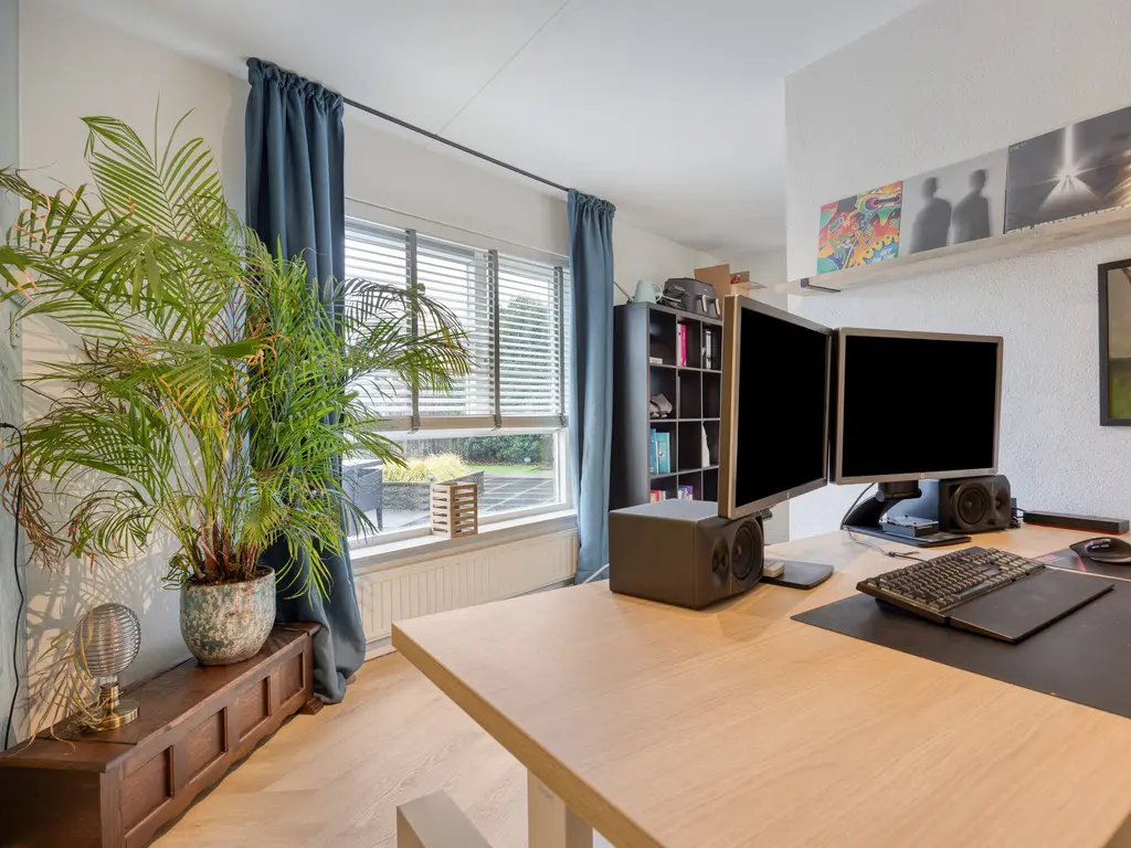 Dreef 15, STELLENDAM