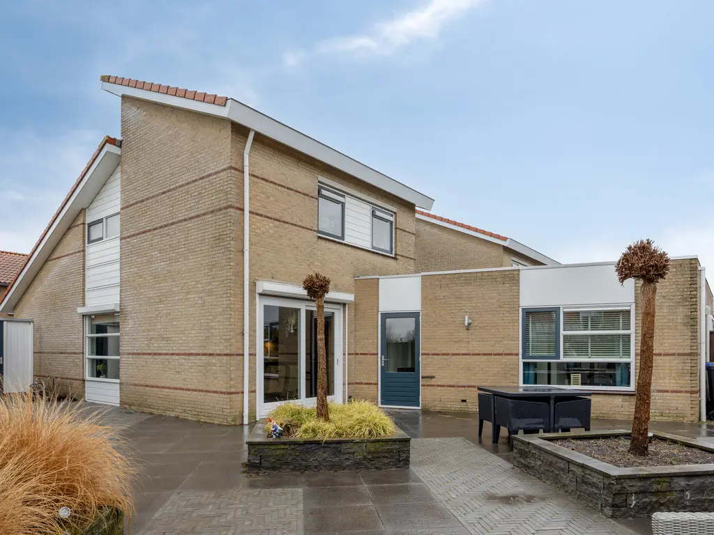 Dreef 15, STELLENDAM