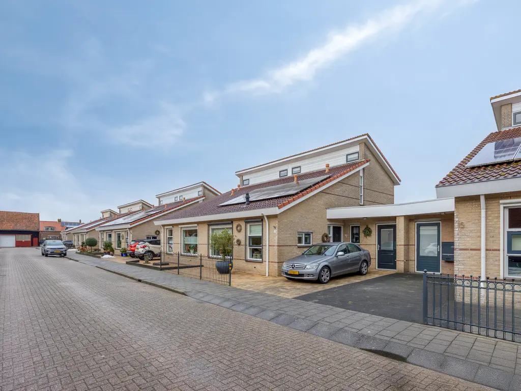 Dreef 15, STELLENDAM