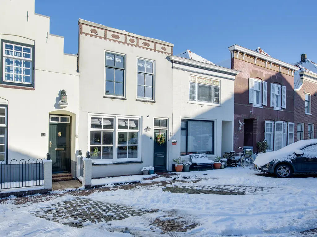 Voorstraat 24, OOLTGENSPLAAT