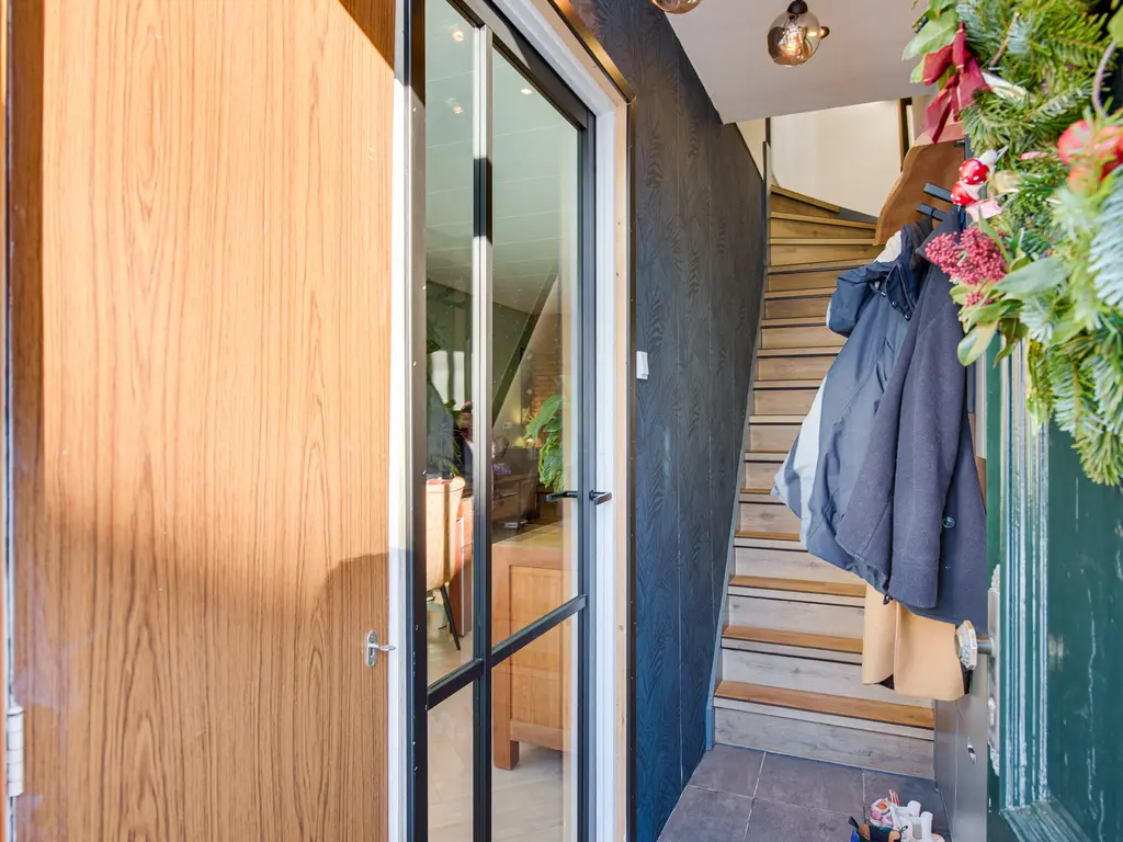 Voorstraat 24, OOLTGENSPLAAT