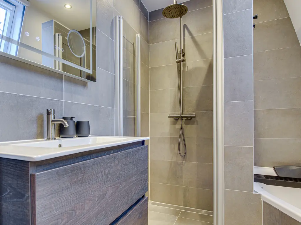 Voorstraat 24, OOLTGENSPLAAT