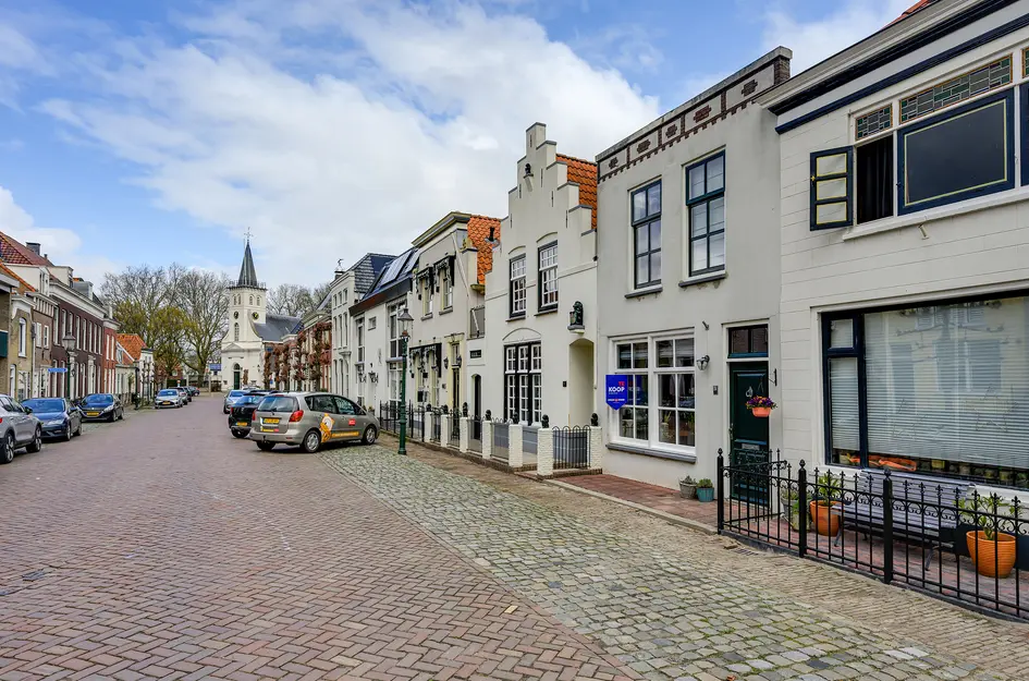 Voorstraat 24