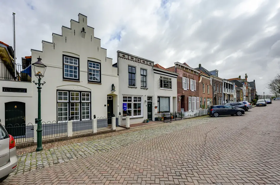 Voorstraat 24
