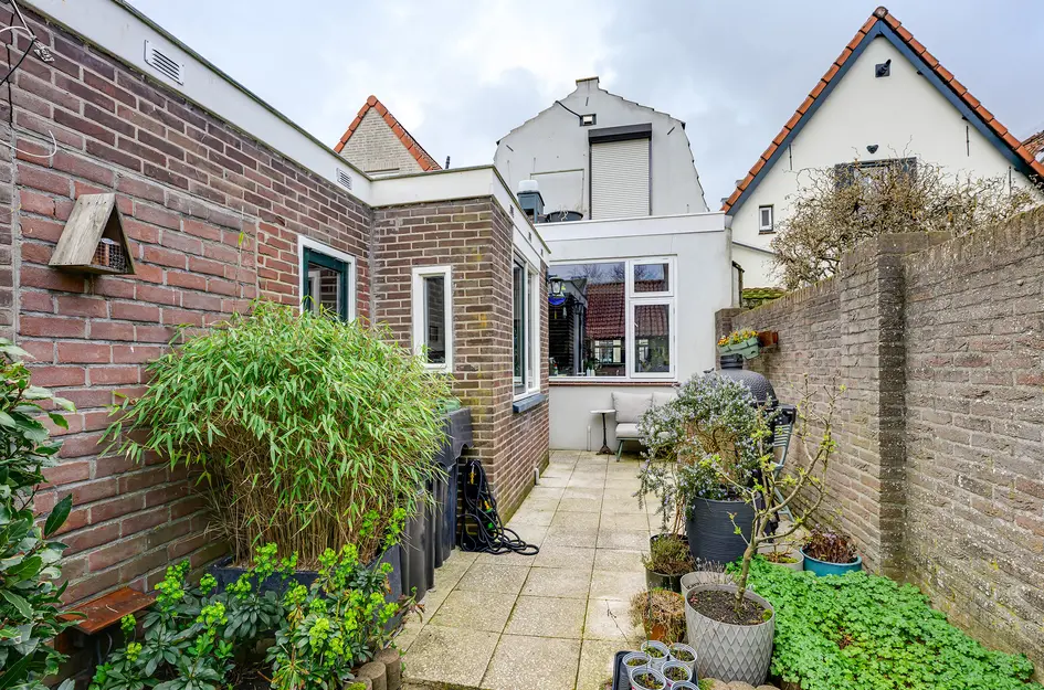 Voorstraat 24