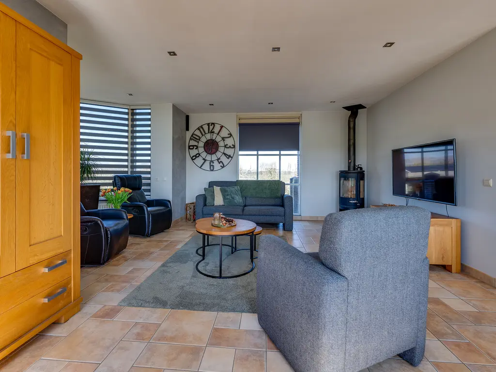 Molendijk 11, DEN BOMMEL