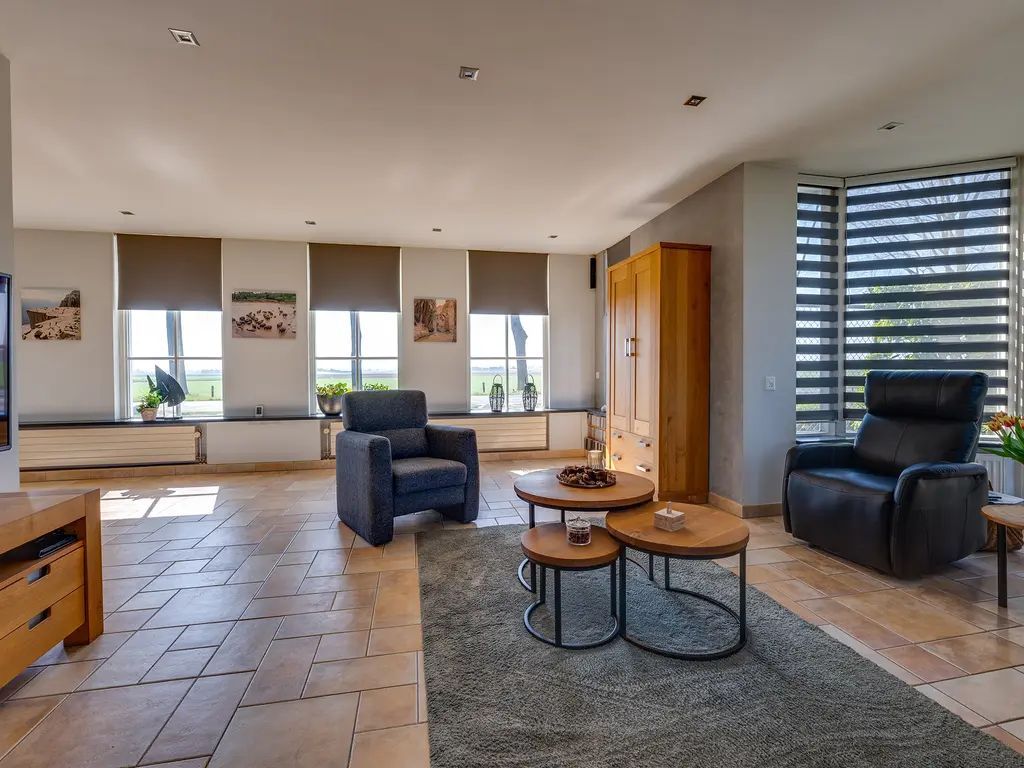 Molendijk 11, DEN BOMMEL