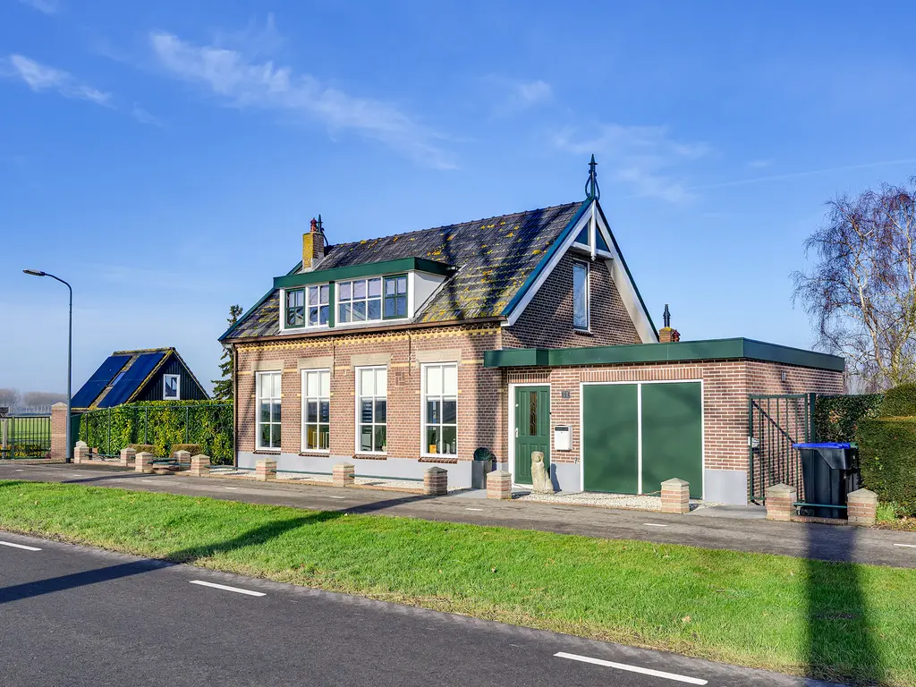 Molendijk 11, DEN BOMMEL