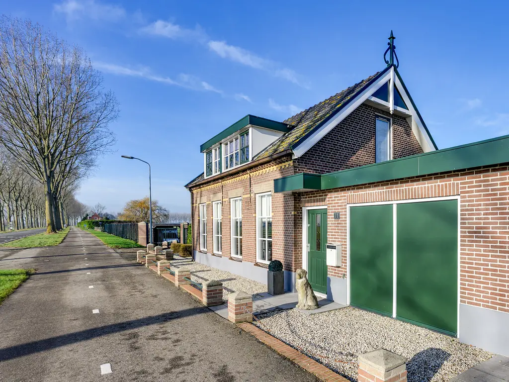 Molendijk 11, DEN BOMMEL