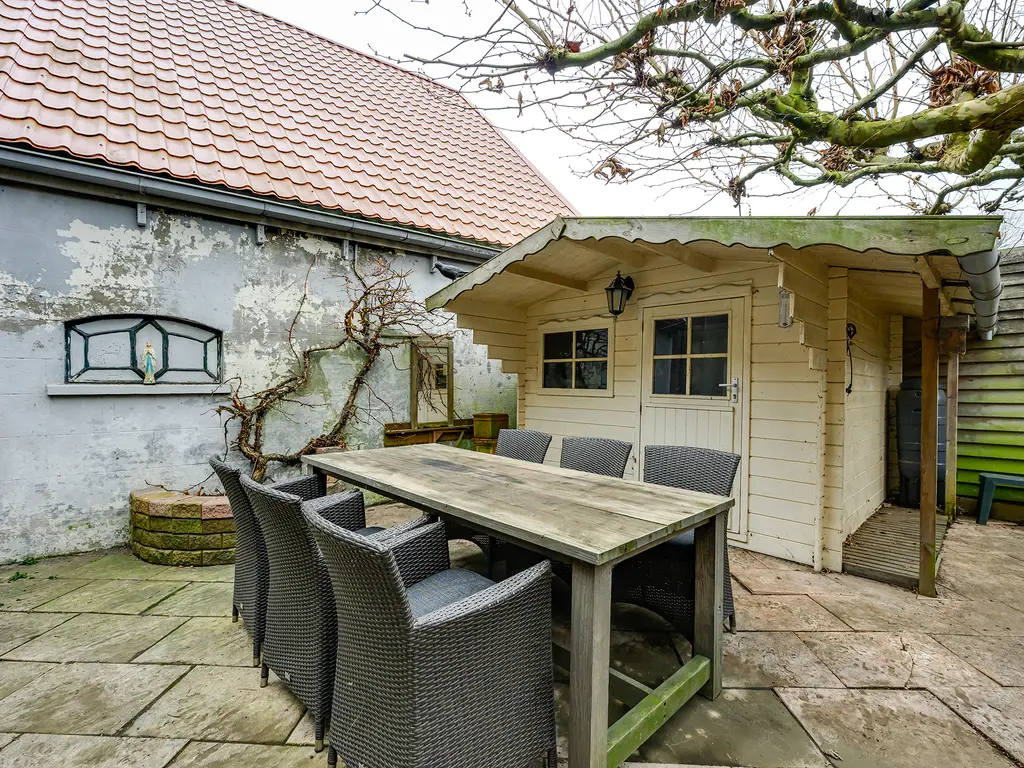 Achthuizensedijk 106, ACHTHUIZEN