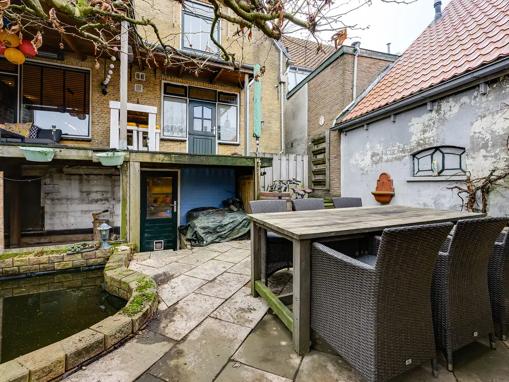 Achthuizensedijk 106, ACHTHUIZEN