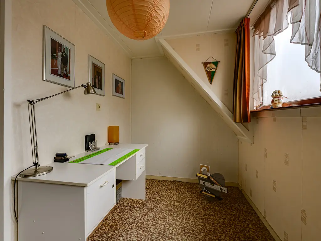 Burgemeester Sterkstraat 6, STAD AAN 'T HARINGVLIET