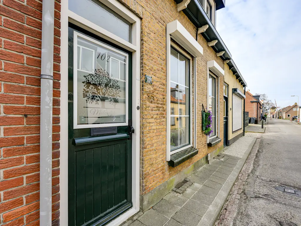 Molendijk 102, NIEUWE-TONGE
