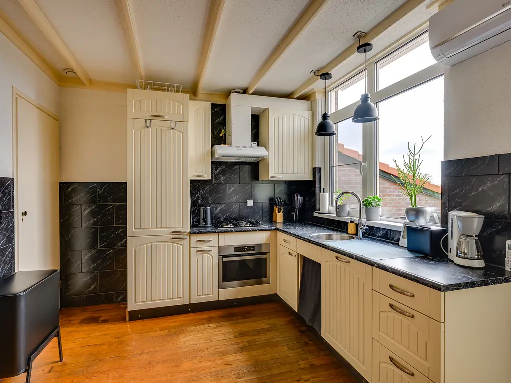 Molendijk 102, NIEUWE-TONGE