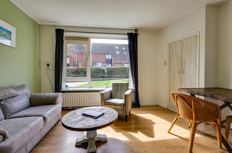 Scharloodijk 17