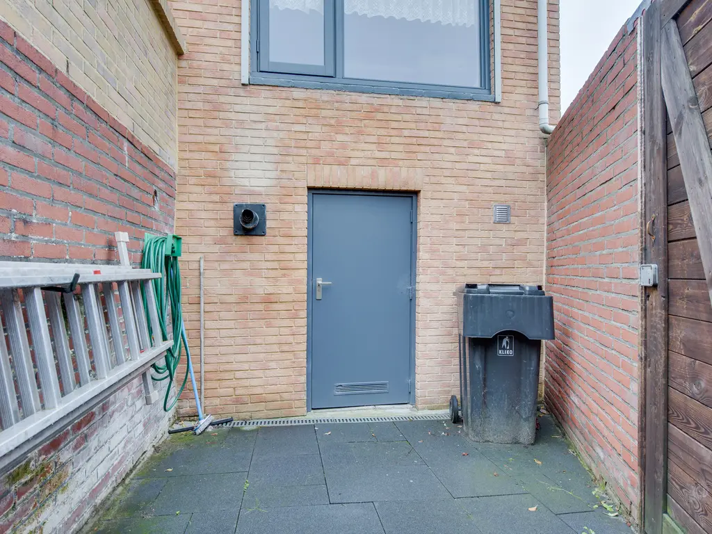 Molendijk 32, OOLTGENSPLAAT