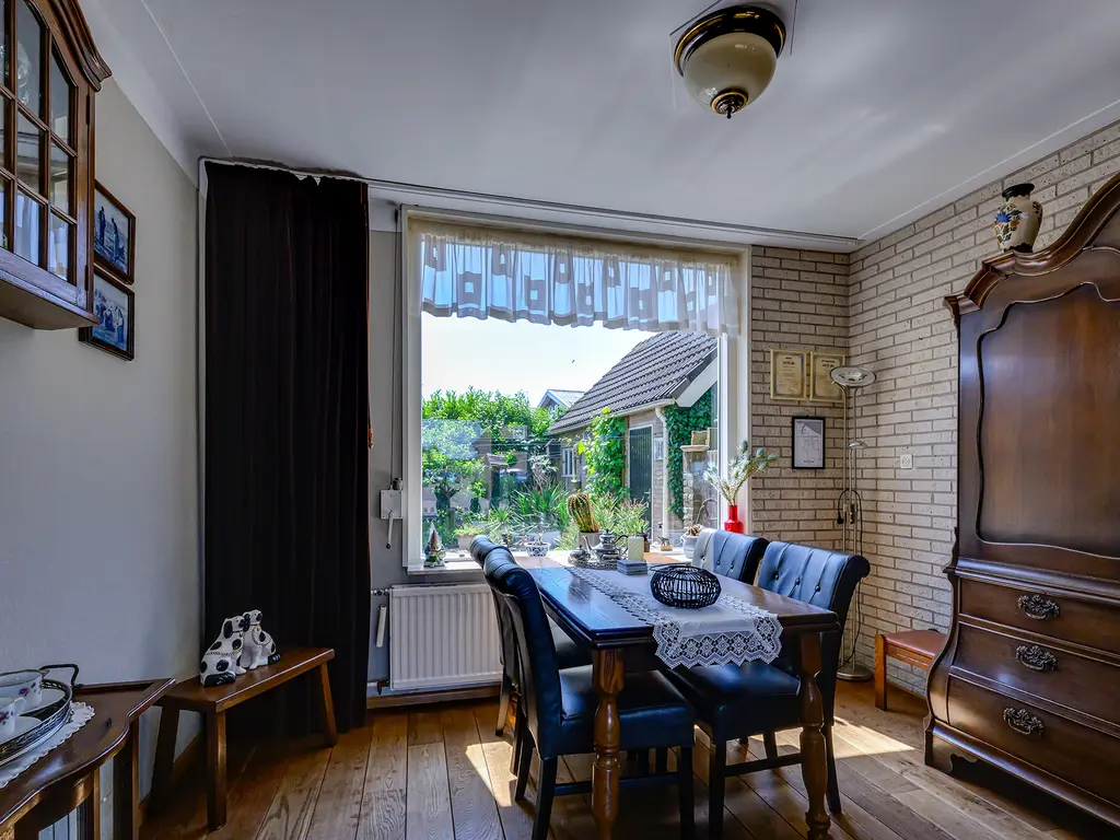Emmastraat 62, DEN BOMMEL
