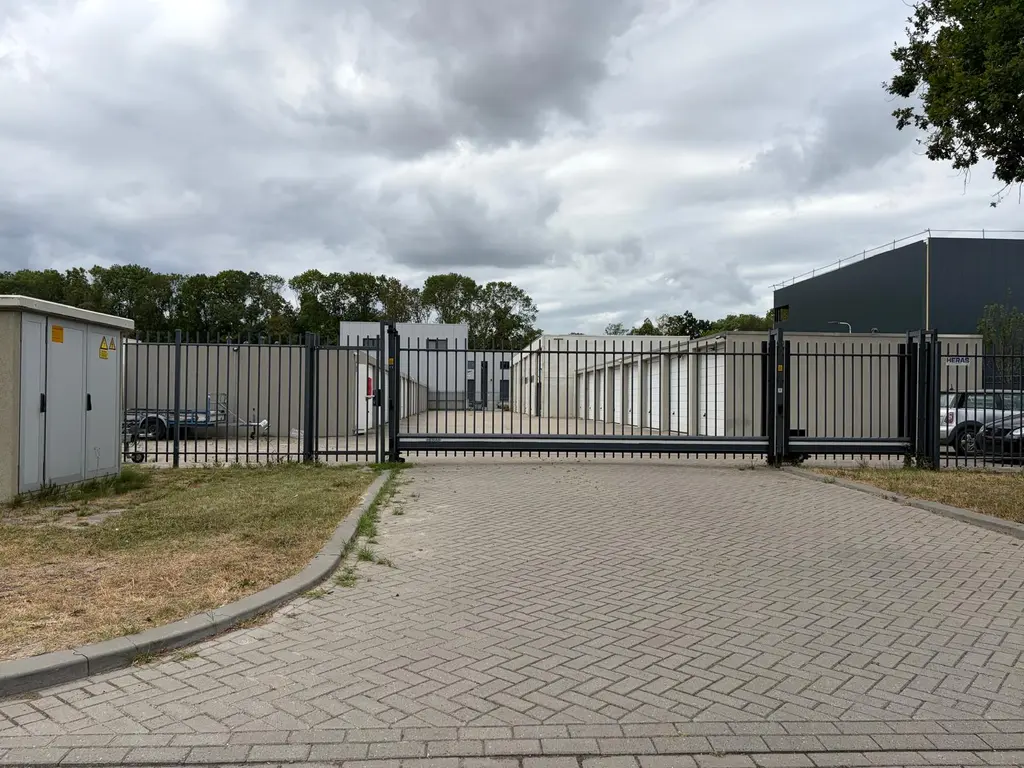 Edison 10 33, MIDDELHARNIS