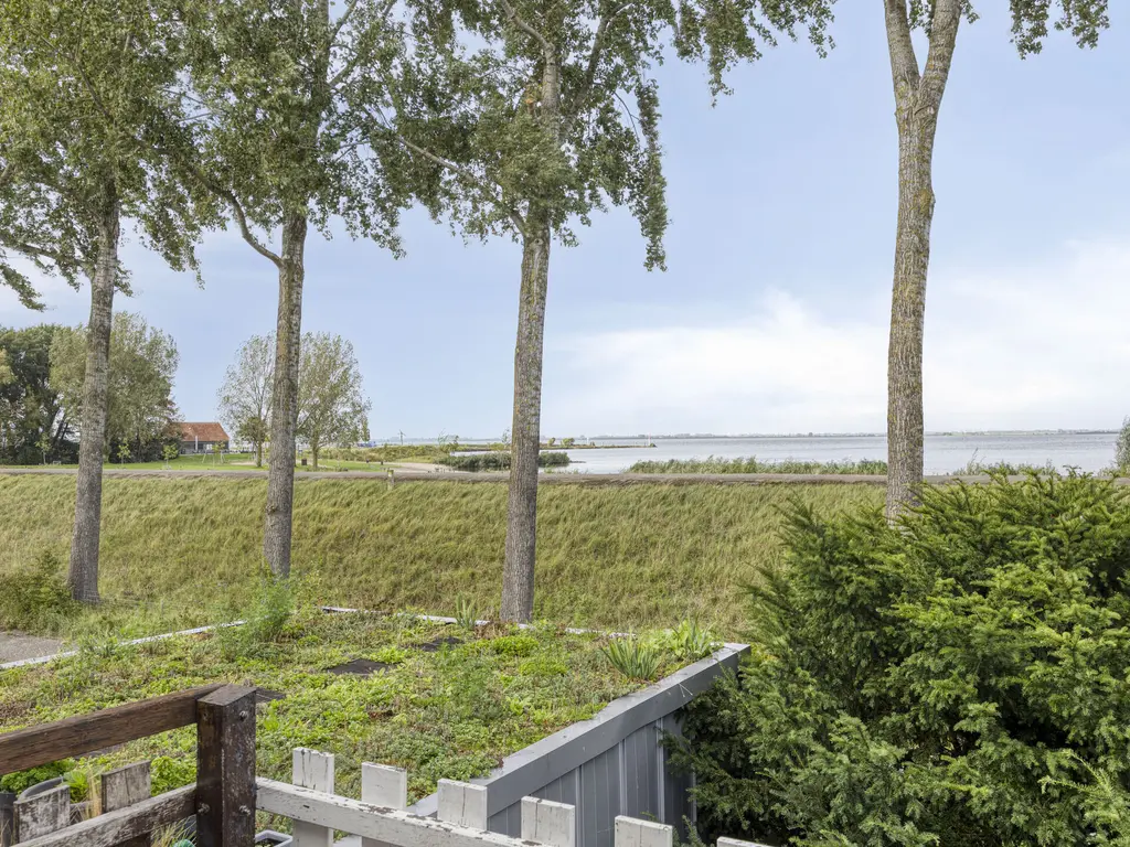 Dieklaan 47, MIDDELHARNIS