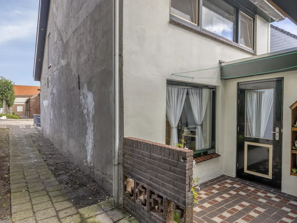 Zuidelijke Achterweg 2, NIEUWE-TONGE