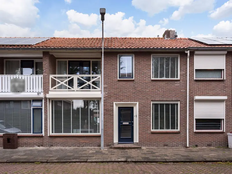 Schoolstraat 16, Oude-Tonge