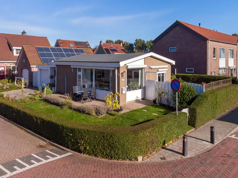 Anthonij van Weelstraat 17, Den Bommel