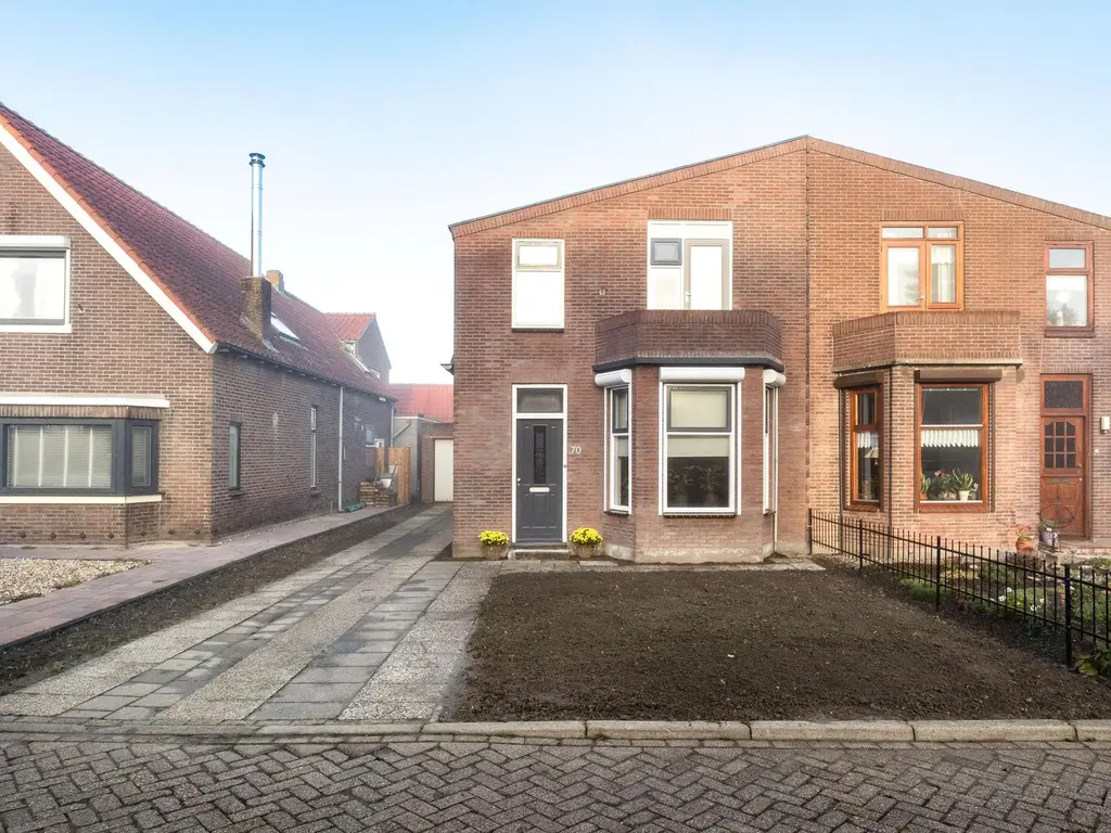 Molendijk 70, STAD AAN 'T HARINGVLIET