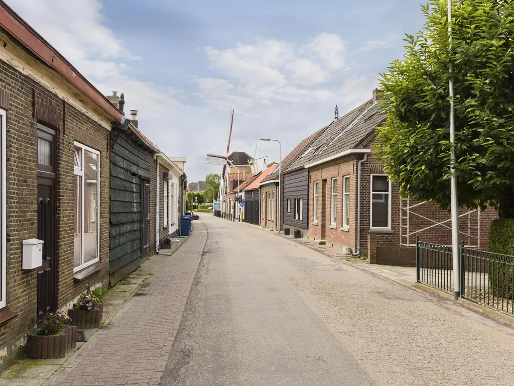 Molendijk 82, NIEUWE-TONGE