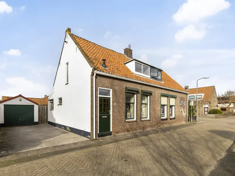 Julianastraat 16, OOLTGENSPLAAT