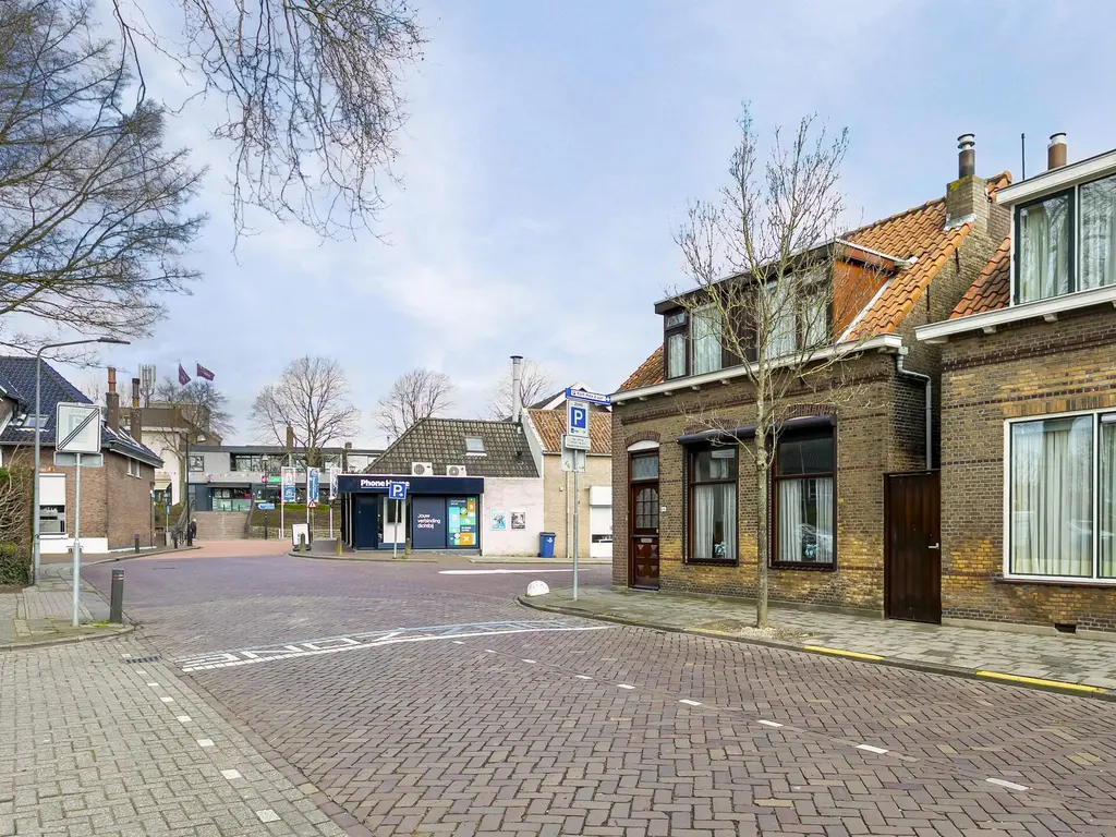 Schoolstraat 46, MIDDELHARNIS