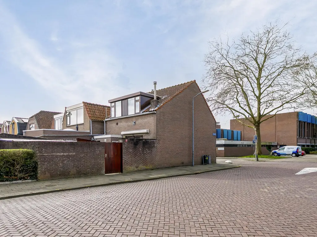 Schoolstraat 46, MIDDELHARNIS