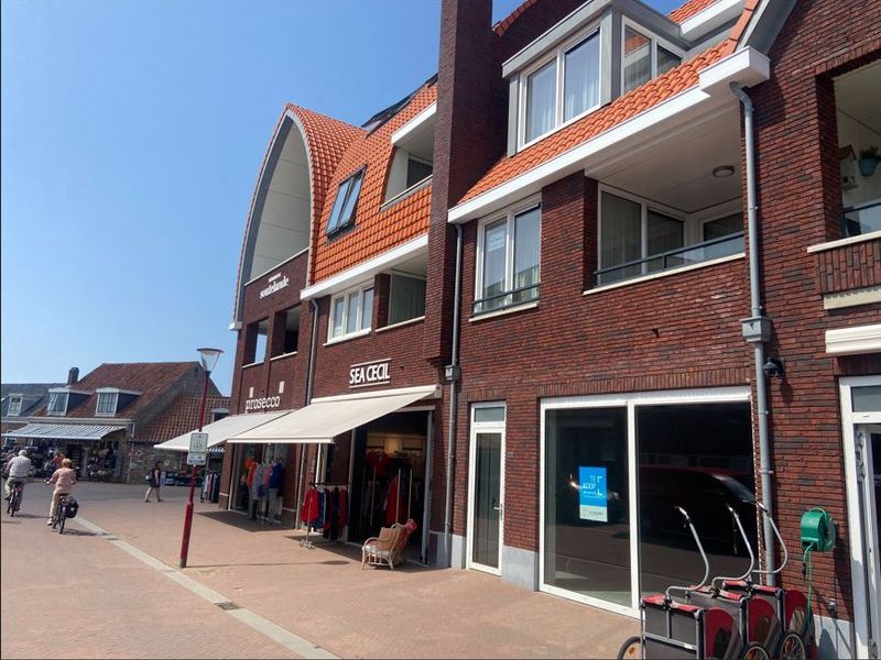 NIEUW IN VERKOOP WINKELRUIMTE ZOUTELANDE