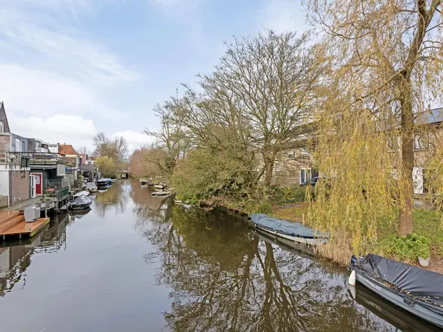 Van Leeuwenhoekstraat 27, ALKMAAR