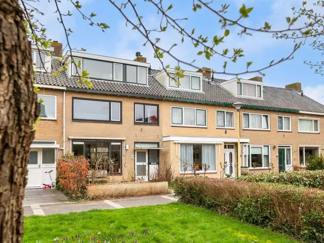 Henri Dunantsingel 102, CASTRICUM