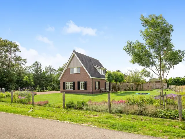 Noordermaatweg 6, HEEMSKERK