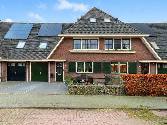 Kruiskamplaan 153, UITGEEST