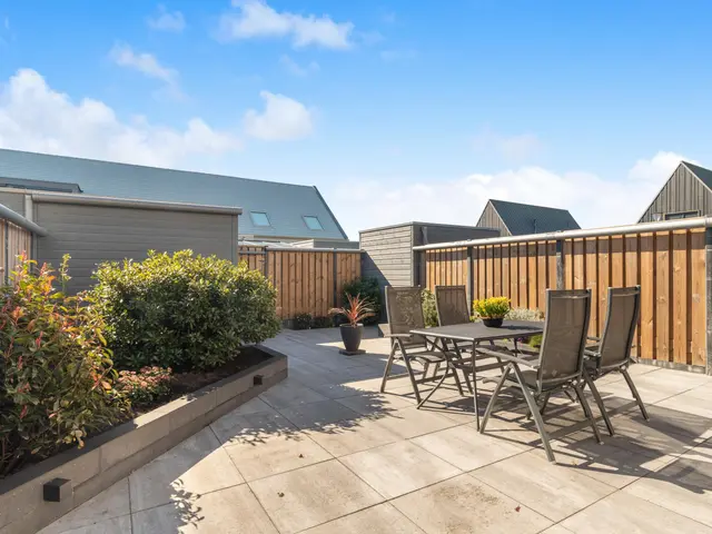 Koolzaad 33, TUITJENHORN