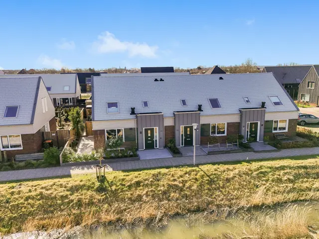 Koolzaad 33, TUITJENHORN