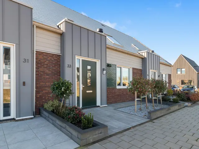 Koolzaad 33, TUITJENHORN