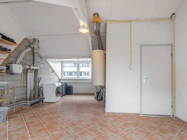 De Loet 192, CASTRICUM