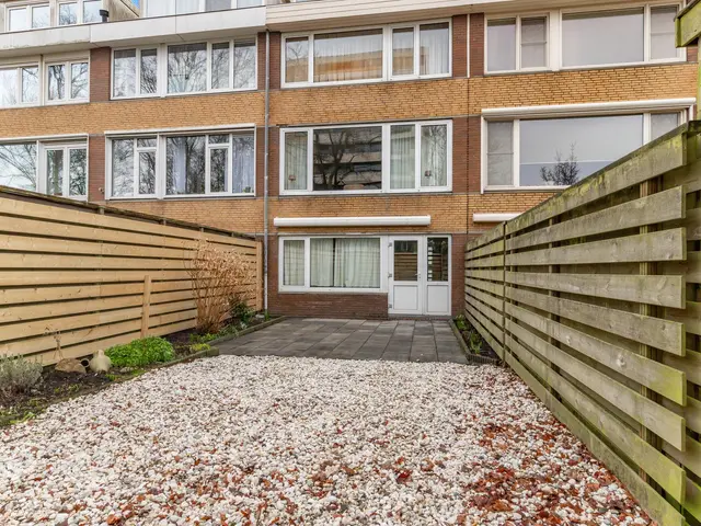 De Loet 192, CASTRICUM