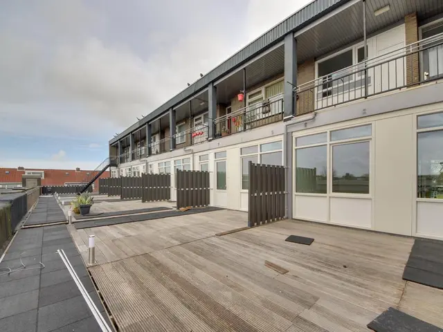 Laan van Meerestein 34, BEVERWIJK
