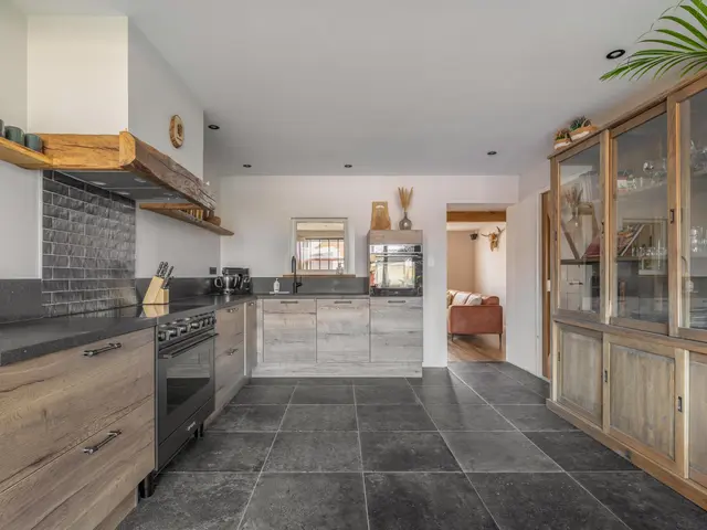 Julianaweg 17, AKERSLOOT