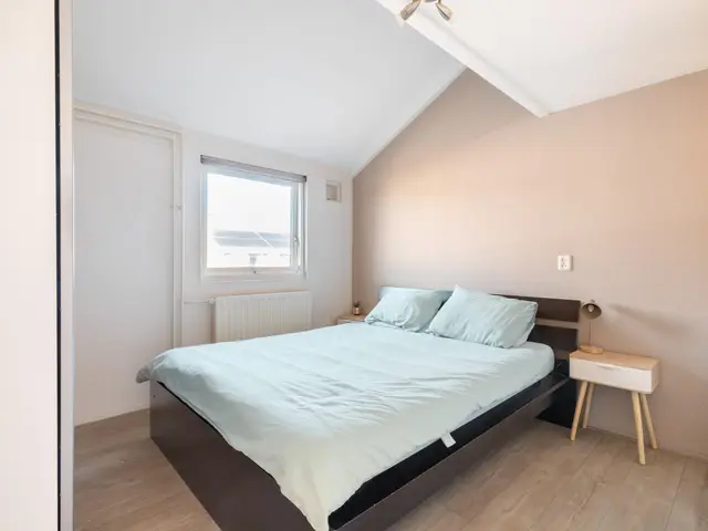 Dotterbloem 2, UITGEEST