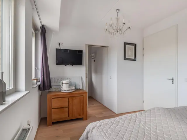 Advocaatpeer 3, WINKEL