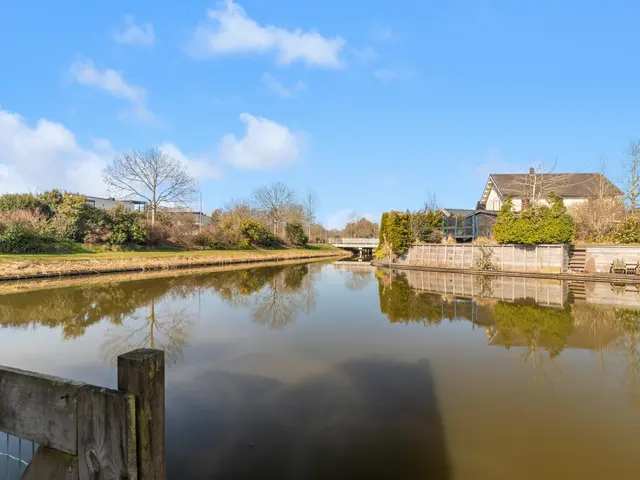 Advocaatpeer 3, WINKEL