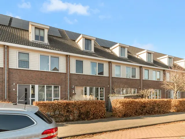 Kruiskamplaan 120, UITGEEST