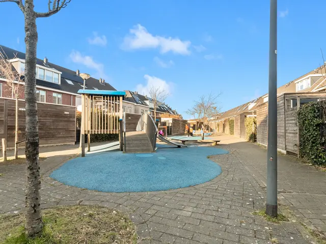Kruiskamplaan 120, UITGEEST